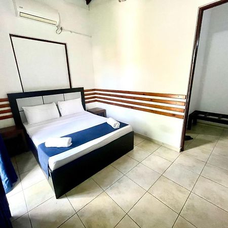 Hotel One Sixty Dehiwala-Mount Lavinia Exterior foto